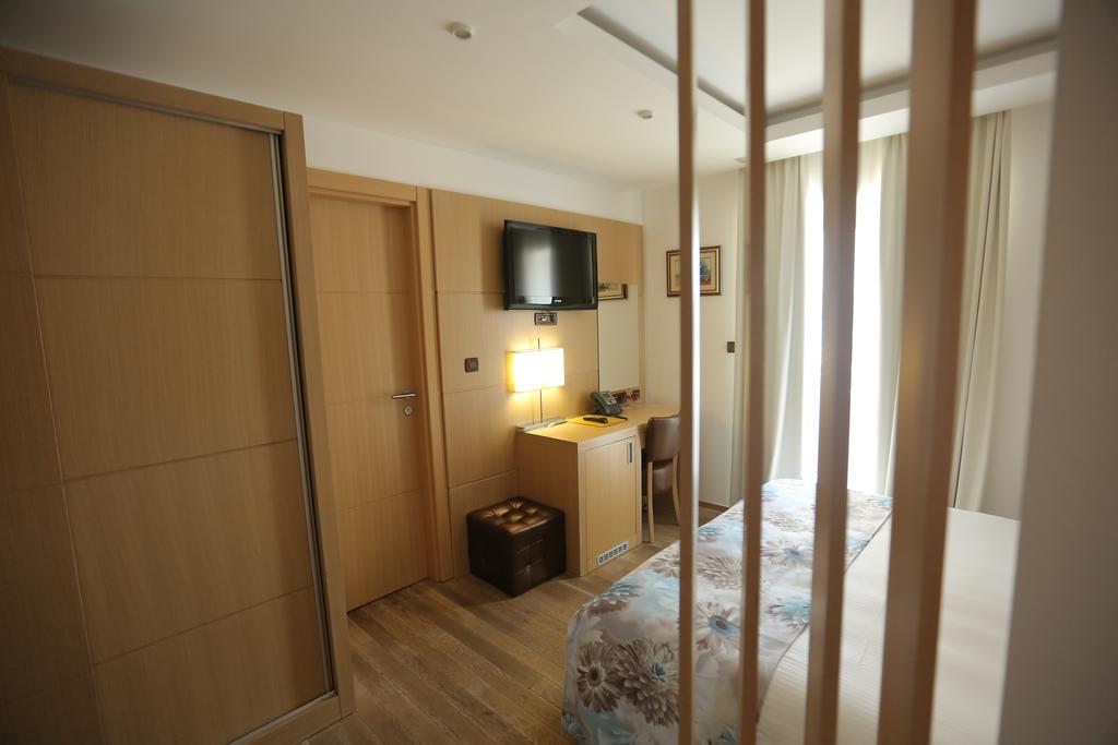 Boutique Hotel Mauro Πόρετς Εξωτερικό φωτογραφία
