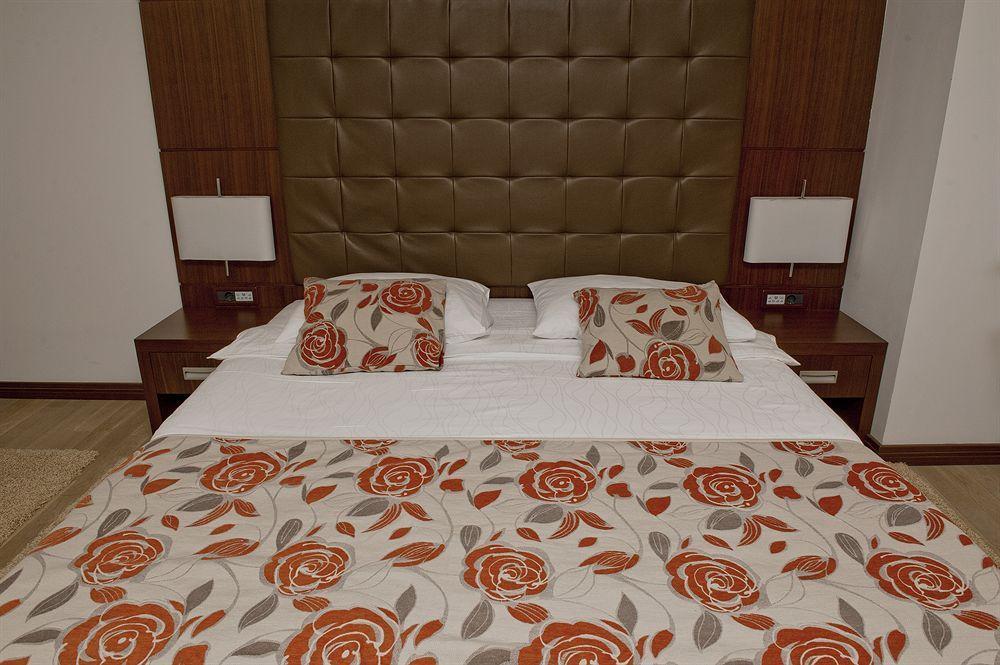 Boutique Hotel Mauro Πόρετς Εξωτερικό φωτογραφία